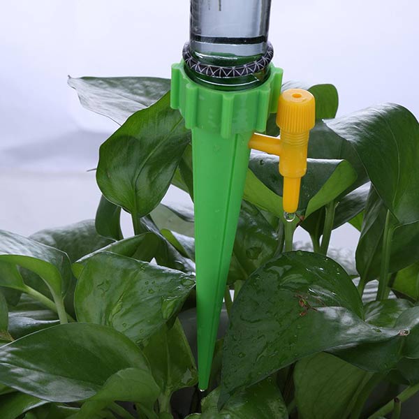 Automatikus öntözőtüskék (12 db) slider