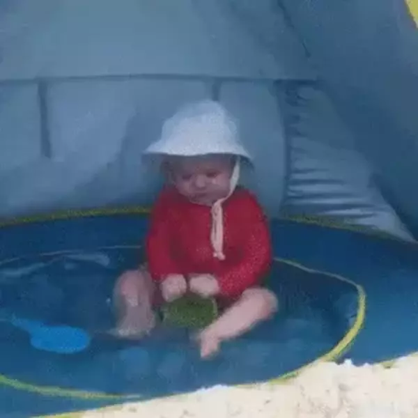 BabyTent – Gyermek sátor UV védelemmel és medencével 02